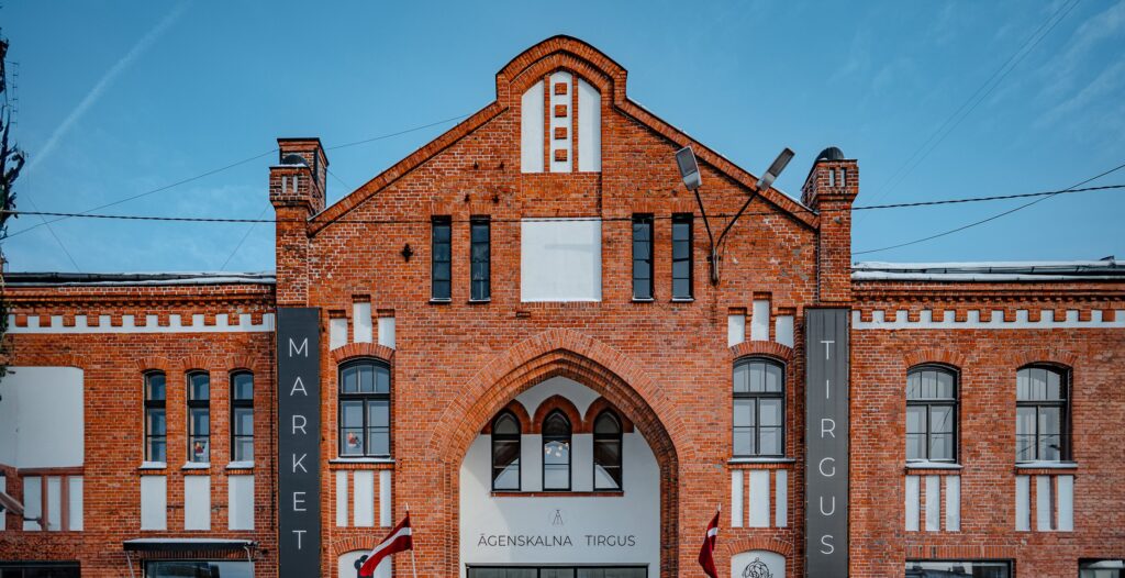 Historical tour at Āgenskalns market & Masterclass