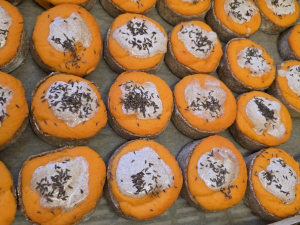 Latviešu tradicionālo ēdienu cepšanas meistarklase ar UGLY CAKE
